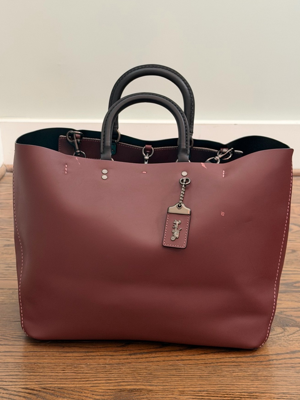Coach 1941 Rogue Tote Glovetanned Leather Burgundy Black Large Carryall Bag - Picture 2 of 13